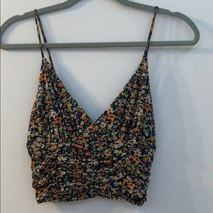 ✰ urban outfitters cropped floral top ✰